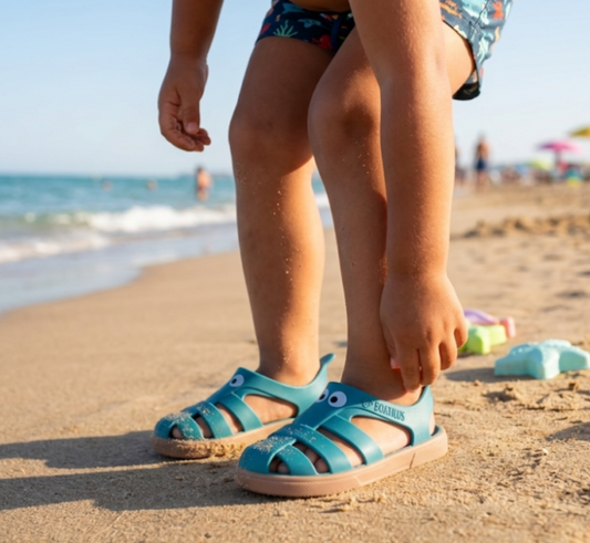 BOATILUS - Sandalo barefoot con occhietti